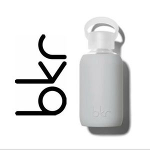 RARE Teeny Bkr in London